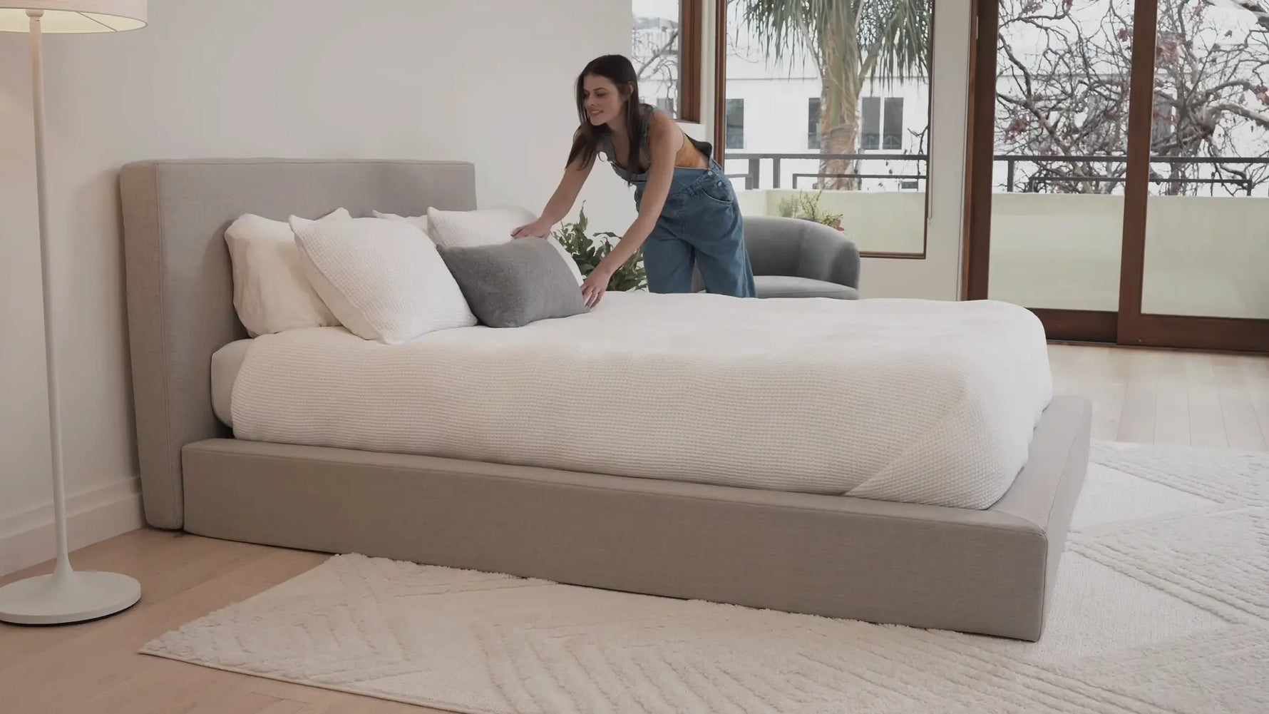 Moon bed set| All cushioned bed frame| Upholstered bed frame| side view bed frame| Minimalist bed room